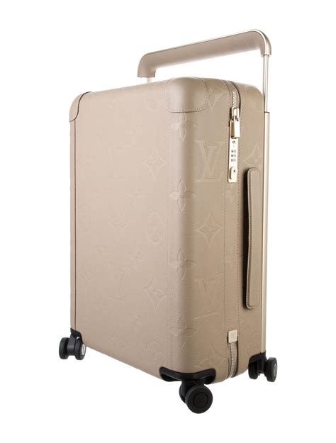 horizon 55 monogram luggage.